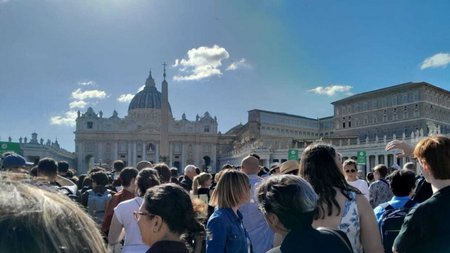 Roma vibra con un nuevo capítulo en la historia de la iglesia