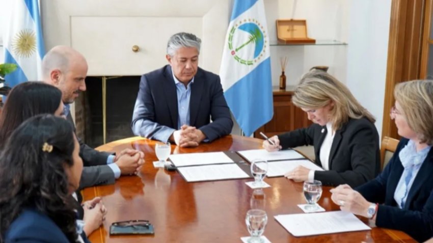 Compromiso educativo: TotalEnergies suma 500 mil dólares a las becas neuquinas