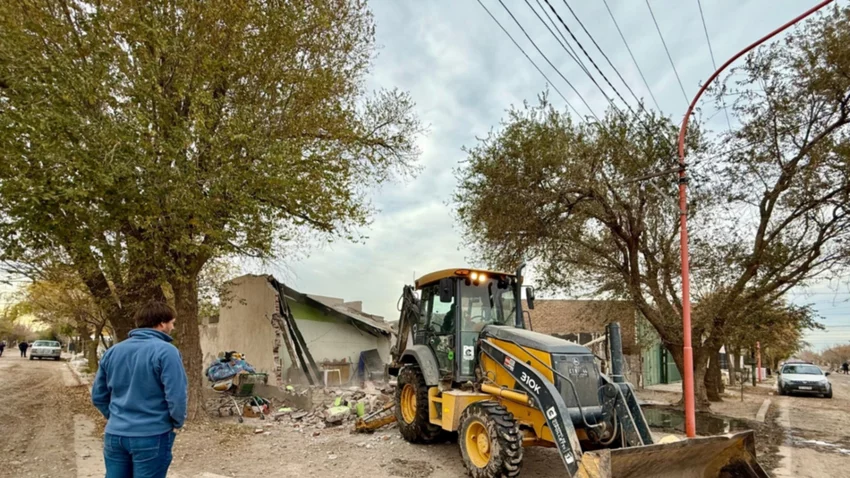 Otro aguantadero que demolieron en Cipolletti: en qué zona es