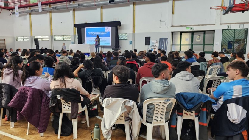 Chos Malal celebra el Congreso de Educación Física con más de 600 asistentes