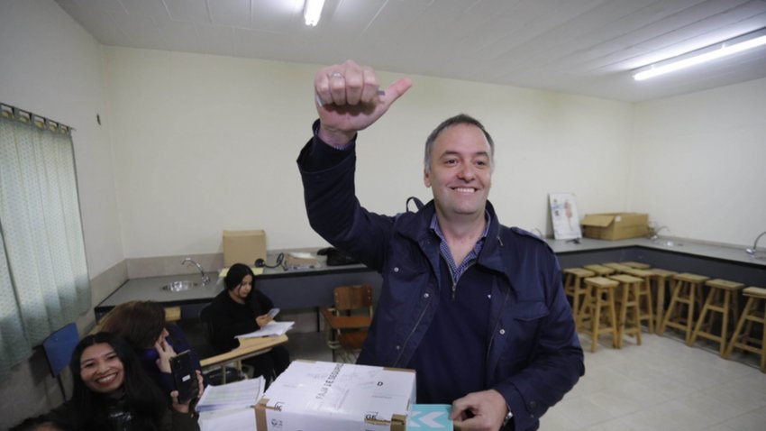 Adorni: no hay que dar tanta importancia a las fake news, dijo