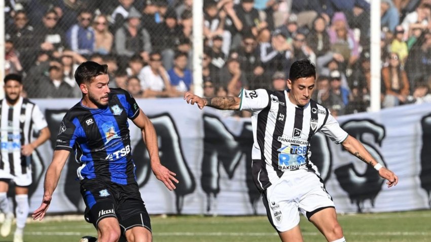 Deportivo Rincón y Cipolletti serán locales el sábado 