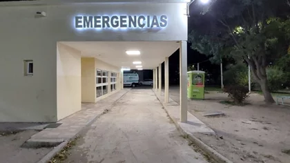 Encontraron a un hombre en la calle con una puñalada en el abdomen y un corte en la frente