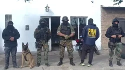 Operativo antidrogas en Choele Choel: secuestraron drogas y dinero en allanamientos simultáneos