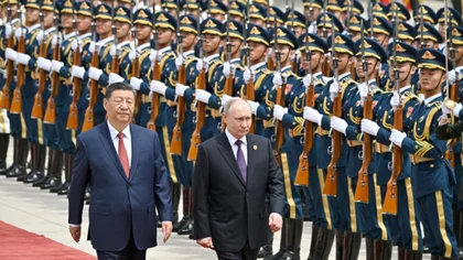 Después de ser acusado por Ucrania, China dice que no le da armas a Rusia