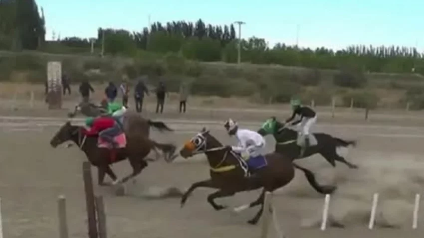 Thiago lucha por su vida tras ser atropellado por un caballo en Mainqué: su estado de salud
