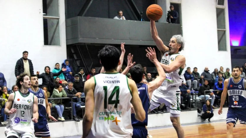 Liga Federal: Perfora se hizo fuerte en San Nicolás y ganó el primer juego 