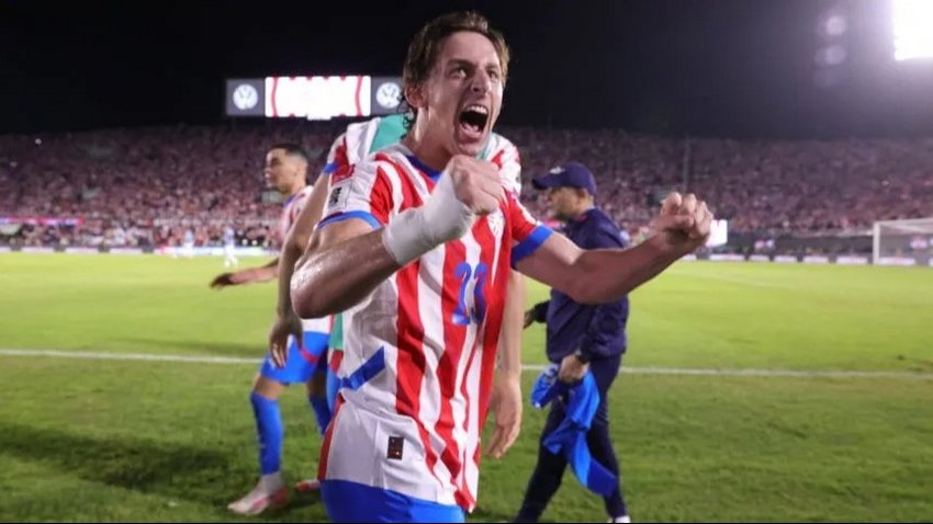 Paraguay de Alfaro venció 2-0 a Uruguay de Bielsa y sueña con el Mundial