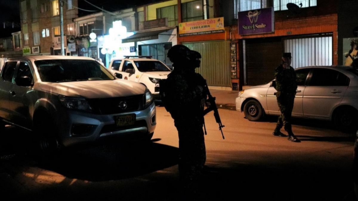 Balean en Colombia a un candidato presidencial: está en grave estado