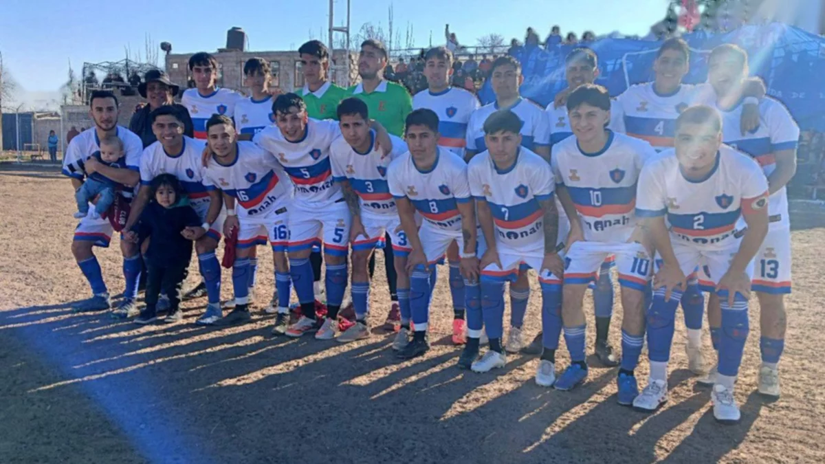 Liga Confluencia: un equipo se retiró de la cancha por cantos racistas y xénofobos
