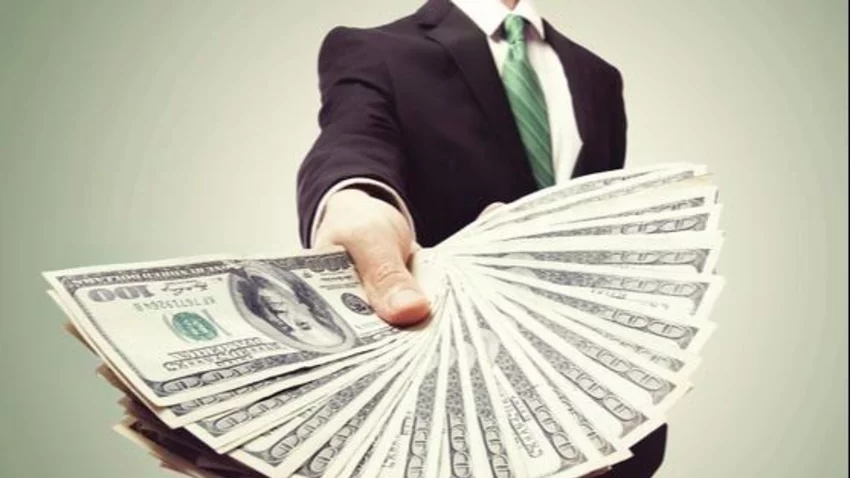 Banqueros y sus sueldos millonarios: cuál es mínimo de los que mejor cobran en el país