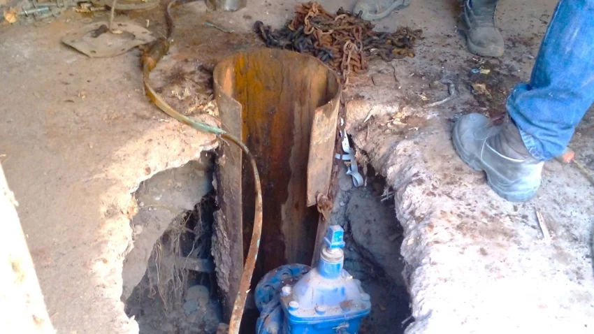 Se rompió la bomba principal y en Las Perlas están hace una semana sin agua potable