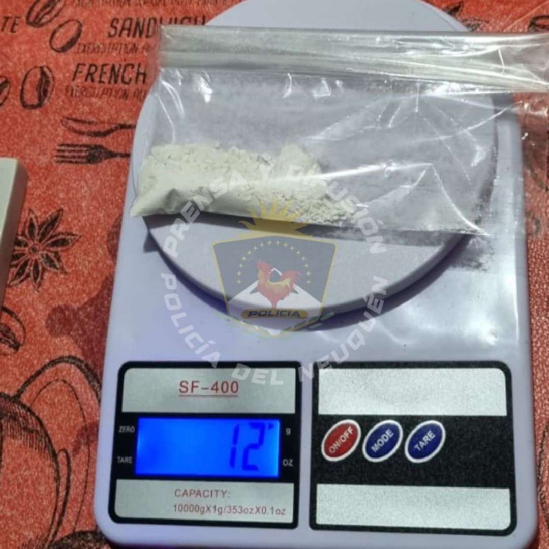 Detuvieron a tres jóvenes por liderar una banda de narcotráfico que operaba en Añelo