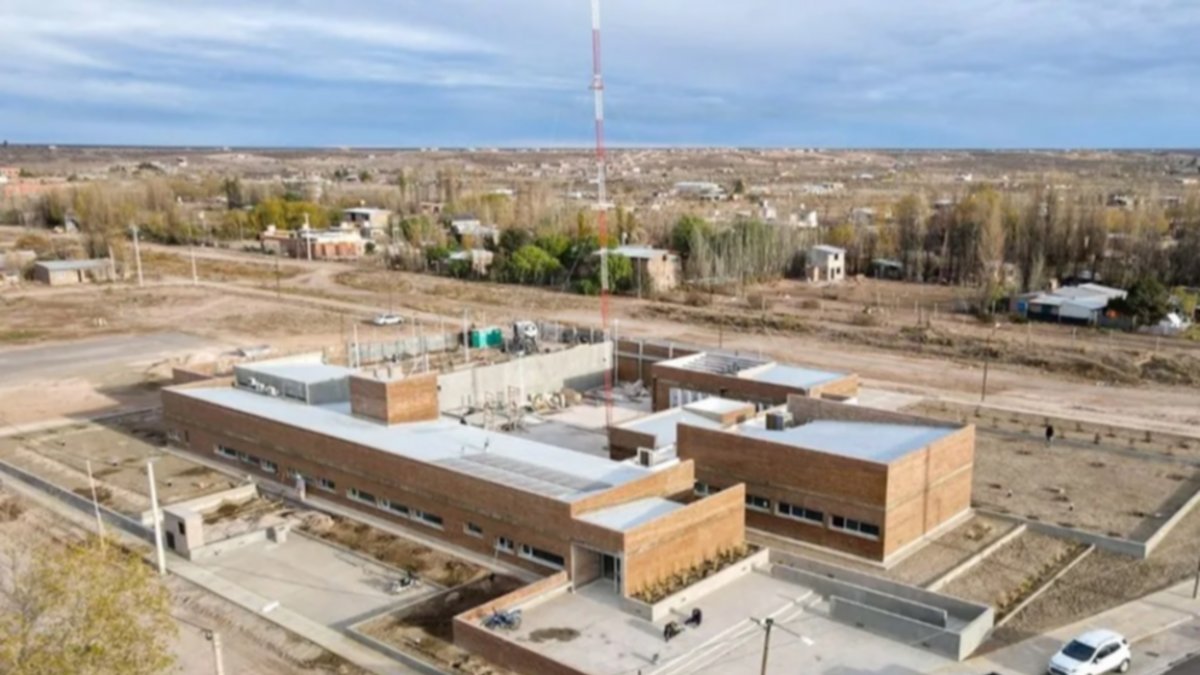 Con inversión provincial, la Comisaría 52 de Centenario entra en su etapa final
