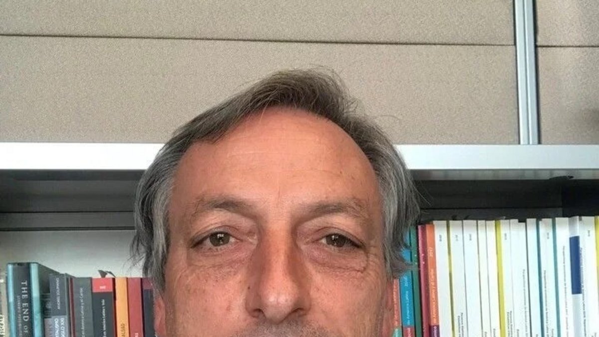 Sigue la búsqueda de dos sospechosos por la muerte del economista en Palermo