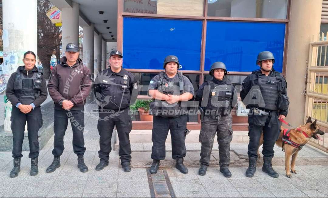 Por una amenaza de bomba, evacuaron una sucursal de Correo Argentino en Río Negro