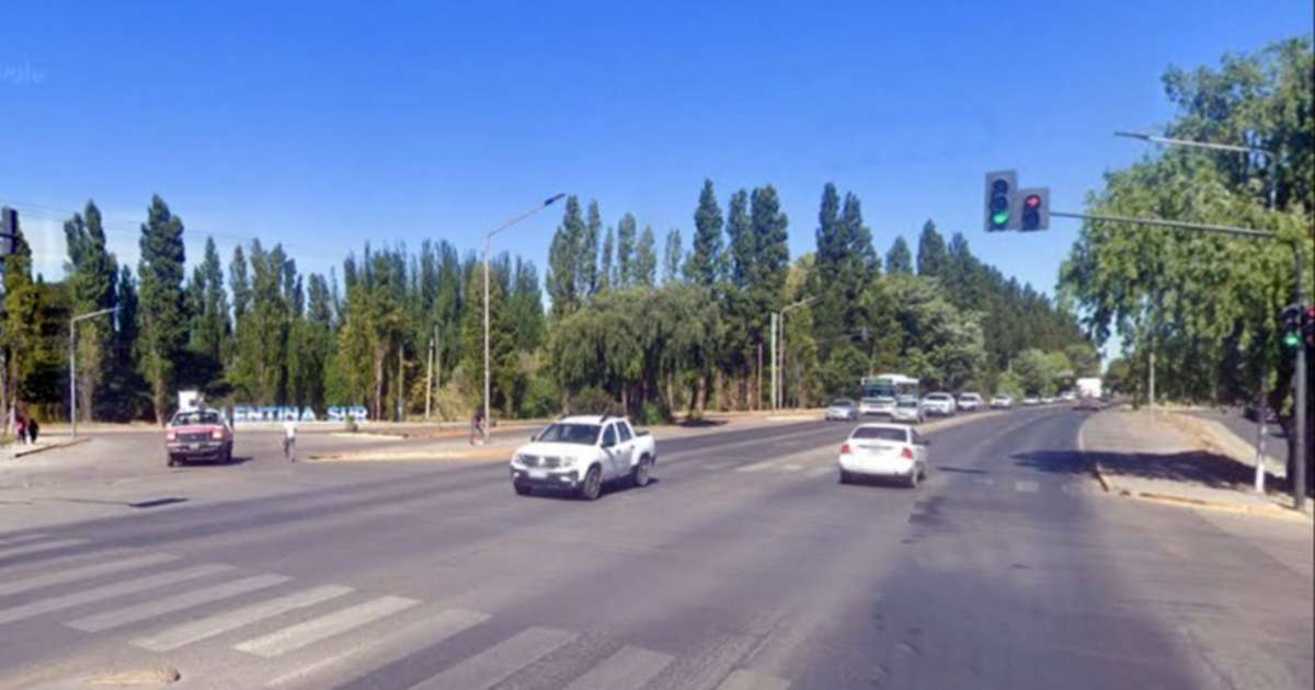 Un peatón fue atropellado por un auto cuando cruzaba la calle