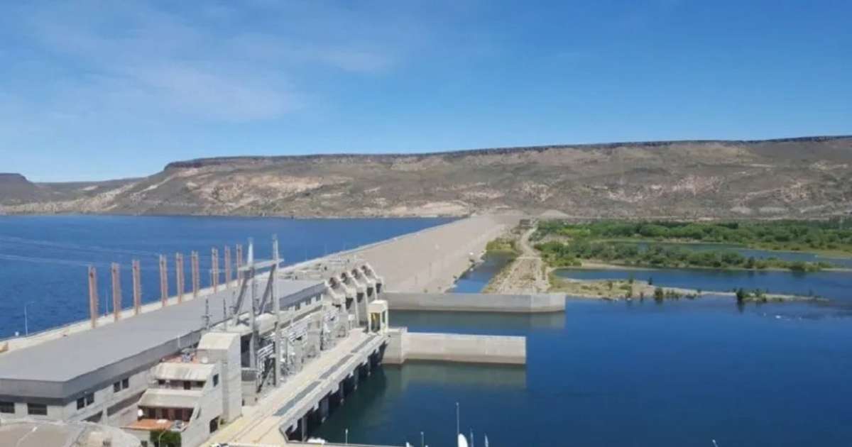 El Gobierno licita represas del Comahue para atraer inversiones