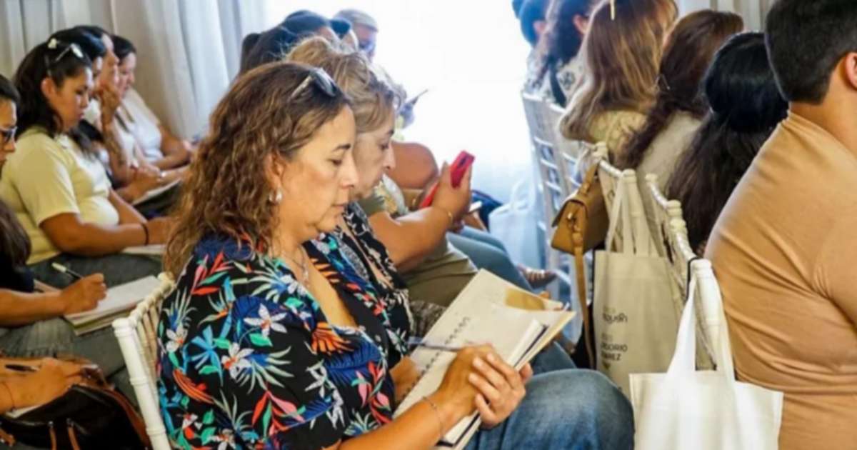 Capacitaciones para inscribirse en las Becas Gregorio Álvarez.